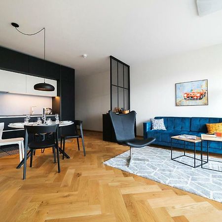 טאלין Modern Luxury Apartment In City Centre מראה חיצוני תמונה